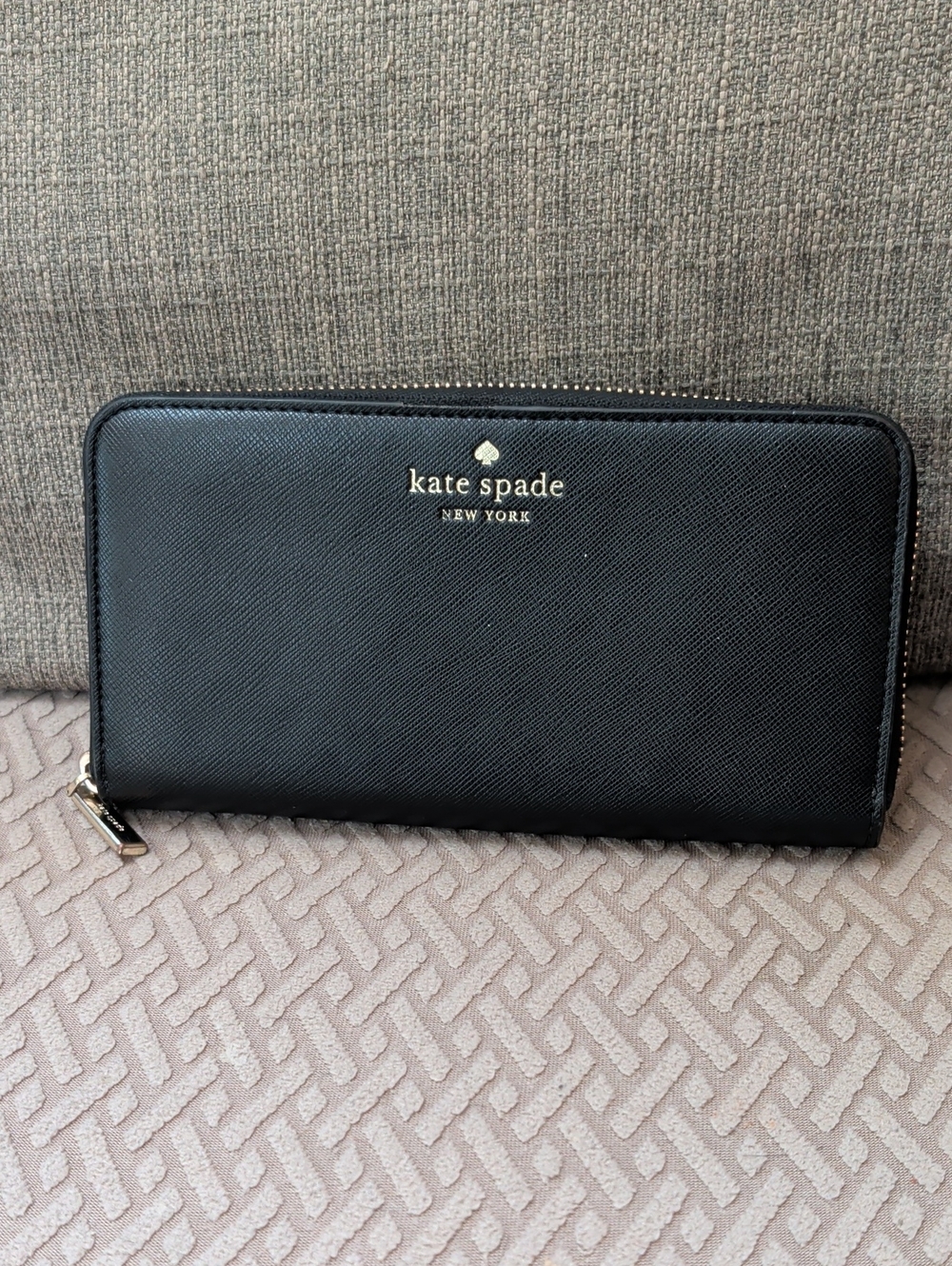 Kate Spade Large Continental Wallet EUC